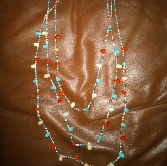 Necklace and bracelet set - Picture 4 of 8